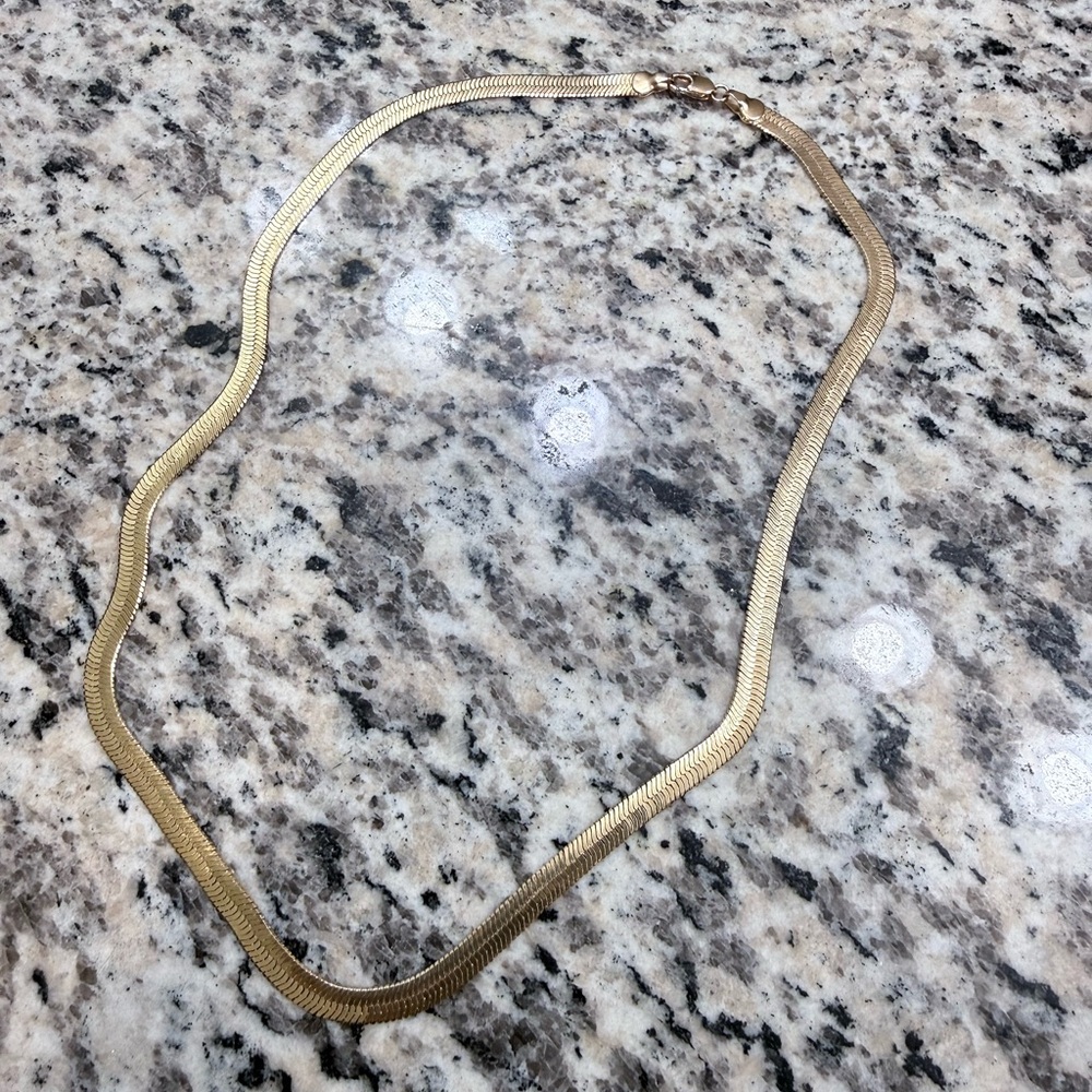 Llume Hailey Herringbone necklace 18”